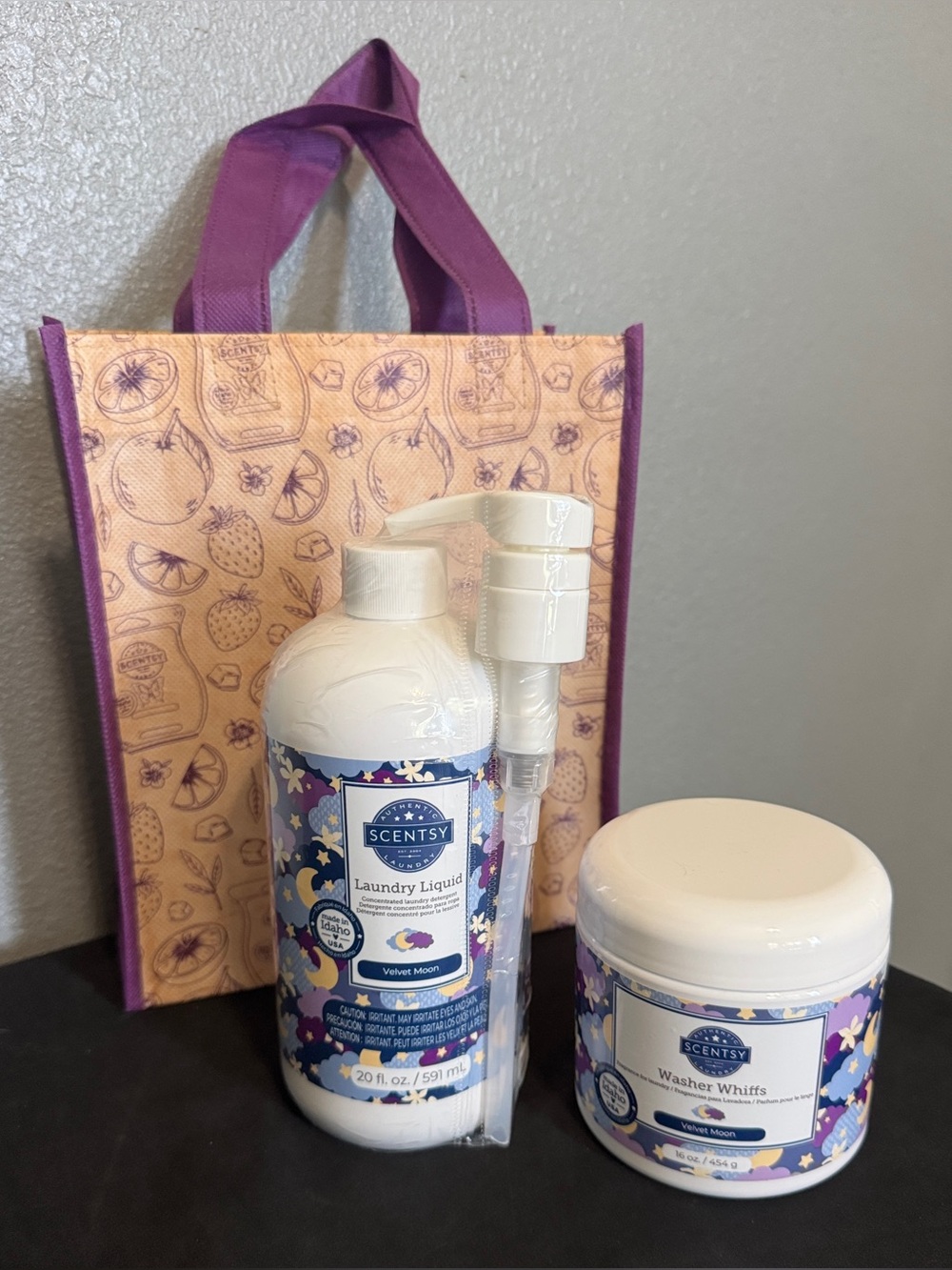 Scentsy “Velvet Moon” Laundry Set